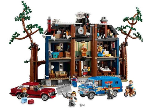 11370 Stranger Things: The Creel House MOC