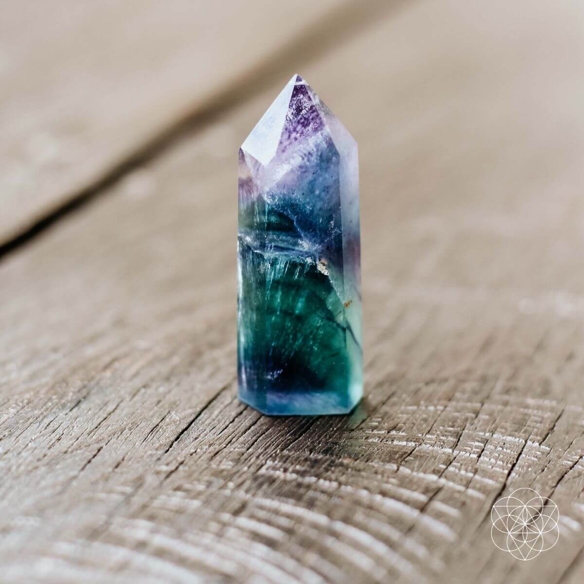 Cleansing Crystal Stone – Spiritual Energy