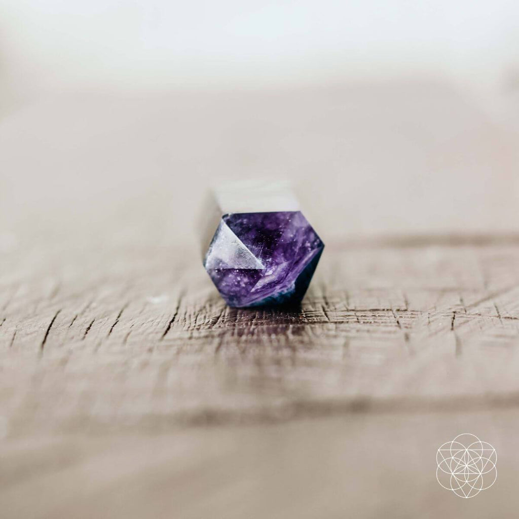 Cleansing Crystal Stone – Spiritual Energy